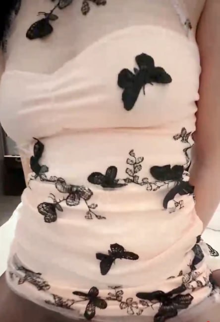姐姐穿性感内衣诱惑我,メイリン モデルコレクション メ,观看免费无删减完整版